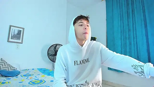 Snapshot of AlessandroDybala chatting on March 27, 2026, 12:28 pm AlessandroDybala online show from March 27, 2026, 12:28 pm