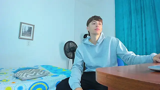 Snapshot of AlessandroDybala chatting on March 17, 2026, 12:08 pm AlessandroDybala online show from March 17, 2026, 12:08 pm