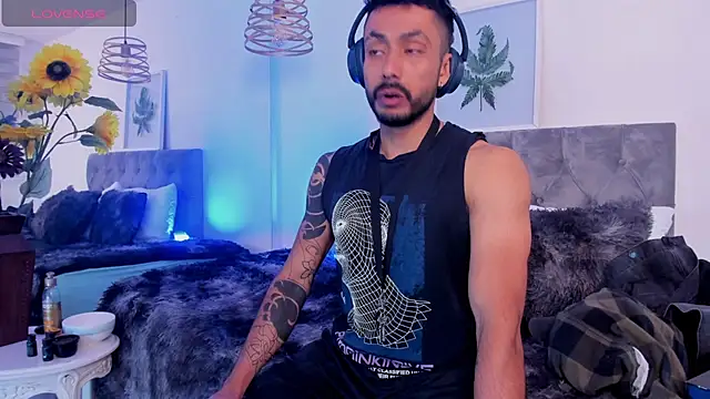 Snapshot of Tom_cooper_ chatting on September 27, 2025, 1:06 pm Tom cooper online show from September 27, 2025, 1:06 pm