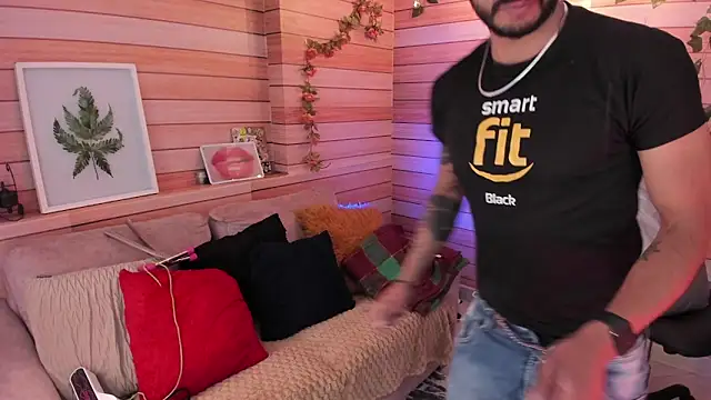 Snapshot of Tom_cooper_ chatting on March 15, 2025, 1:07 pm Tom cooper online show from March 15, 2025, 1:07 pm