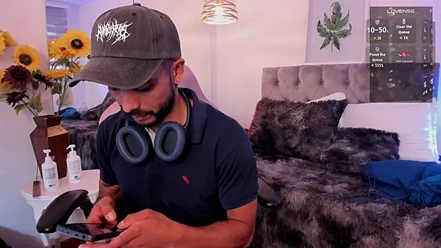 Snapshot of Tom_cooper_ chatting on September 25, 2025, 12:11 pm Tom cooper online show from September 25, 2025, 12:11 pm