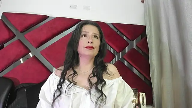 Snapshot of Kendra-Foxxy chatting on April 18, 2026, 12:13 am Kendra-Foxxy online show from April 18, 2026, 12:13 am