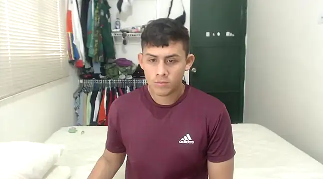 Snapshot of StivMike01 chatting on January 16, 2025, 9:40 pm StivMike01 online show from January 16, 2025, 9:40 pm