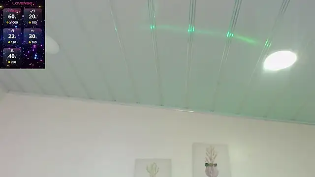 Snapshot of candy_lux_ chatting on March 14, 2026, 12:11 pm candy lux online show from March 14, 2026, 12:11 pm