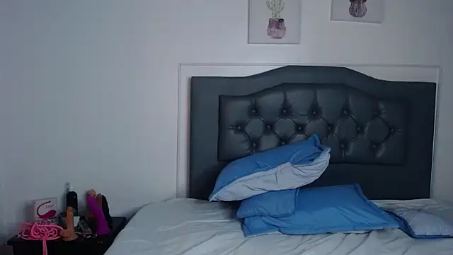 Snapshot of candy_lux_ chatting on March 2, 2025, 3:41 pm candy lux online show from March 2, 2025, 3:41 pm