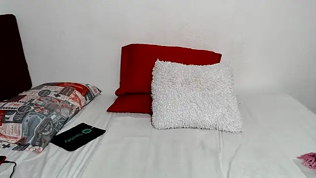 candy mature  online show from May 28, 2026, 11:10 pm