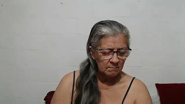 Snapshot of candy_mature_ chatting on October 18, 2025, 12:07 pm candy mature online show from October 18, 2025, 12:07 pm