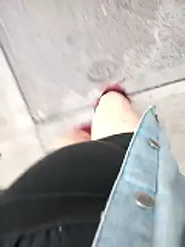 Snapshot of HeyyImHarlowe chatting on October 23, 2025, 7:45 pm HeyyImHarlowe online show from October 23, 2025, 7:45 pm