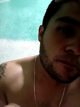 Snapshot of crowten chatting on November 18, 2025, 2:27 am crowten online show from November 18, 2025, 2:27 am