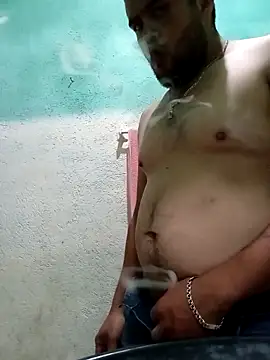 crowten online show from March 21, 2026, 6:14 am