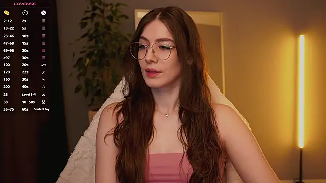 Ester Hill online show from December 1, 2025, 1:50 am