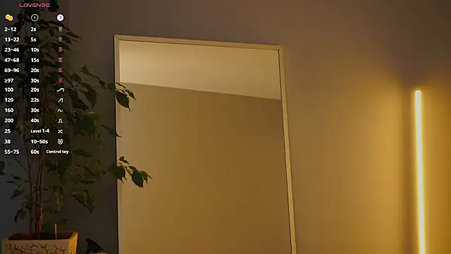 Ester Hill online show from February 25, 2026, 3:40 am