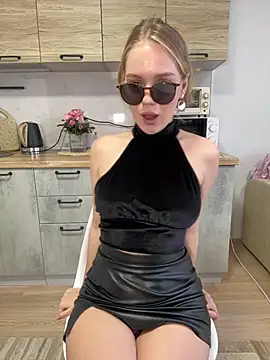 Snapshot of Little_Forest_ELF chatting on March 20, 2025, 12:32 pm Little Forest ELF online show from March 20, 2025, 12:32 pm