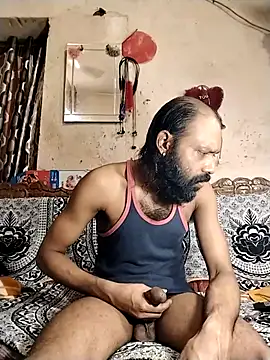 BadBoySmoker7070 online show from October 5, 2025, 12:51 pm