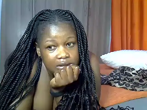 Snapshot of freaky_juicy chatting on February 5, 2026, 4:41 am freaky juicy online show from February 5, 2026, 4:41 am