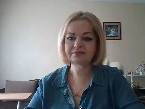 Snapshot of SofiyaPetrova chatting on November 24, 2025, 9:42 am SofiyaPetrova online show from November 24, 2025, 9:42 am