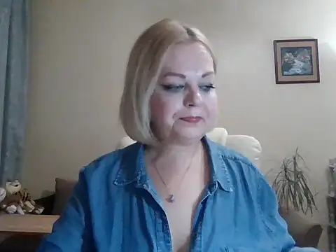 Snapshot of SofiyaPetrova chatting on November 24, 2025, 9:48 pm SofiyaPetrova online show from November 24, 2025, 9:48 pm