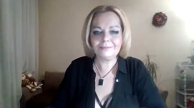 Snapshot of SofiyaPetrova chatting on February 9, 2025, 9:49 pm SofiyaPetrova online show from February 9, 2025, 9:49 pm