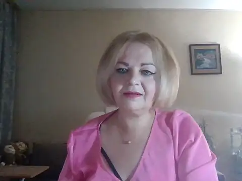 Snapshot of SofiyaPetrova chatting on October 21, 2025, 3:33 pm SofiyaPetrova online show from October 21, 2025, 3:33 pm