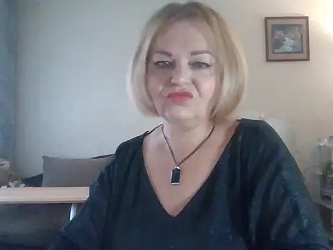 Snapshot of SofiyaPetrova chatting on October 4, 2025, 1:23 pm SofiyaPetrova online show from October 4, 2025, 1:23 pm