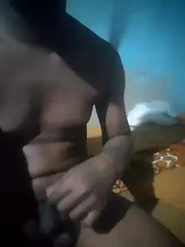 Snapshot of little__joy chatting on October 19, 2025, 9:28 pm little joy online show from October 19, 2025, 9:28 pm