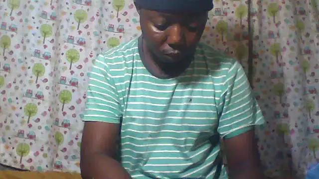 Snapshot of little__joy chatting on May 7, 2026, 3:48 pm little joy online show from May 7, 2026, 3:48 pm