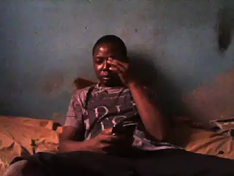 Snapshot of little__joy chatting on February 27, 2025, 3:05 pm little joy online show from February 27, 2025, 3:05 pm