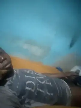 Snapshot of little__joy chatting on October 7, 2025, 4:02 am little joy online show from October 7, 2025, 4:02 am