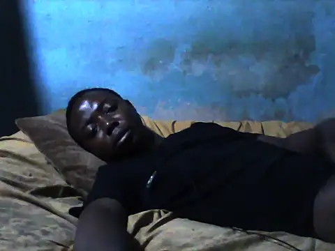 Snapshot of little__joy chatting on March 14, 2025, 12:43 am little joy online show from March 14, 2025, 12:43 am