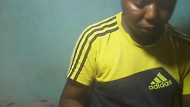 Snapshot of little__joy chatting on May 13, 2026, 9:33 pm little joy online show from May 13, 2026, 9:33 pm