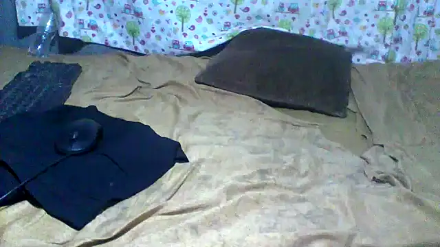 Snapshot of little__joy chatting on May 8, 2026, 4:00 pm little joy online show from May 8, 2026, 4:00 pm