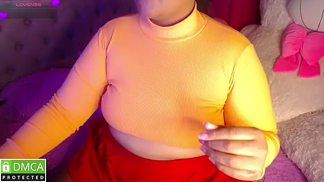 KittyHot20 online show from October 31, 2025, 9:00 pm