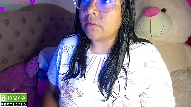 KittyHot20 online show from November 28, 2025, 1:00 pm