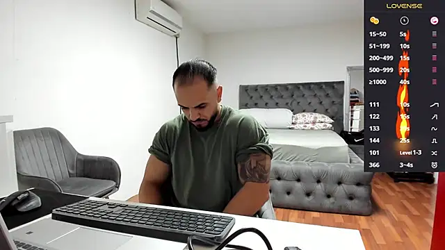 supermanboy94 online show from October 15, 2025, 5:50 am