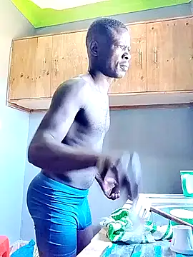 Snapshot of SWEET_DADDY_cum chatting on January 5, 2025, 9:15 am SWEET DADDY cum online show from January 5, 2025, 9:15 am