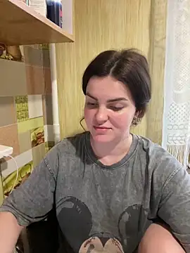 Karolina llove online show from March 15, 2025, 2:55 pm