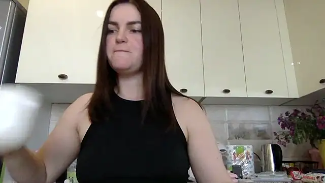 Karolina llove online show from September 17, 2025, 9:22 am