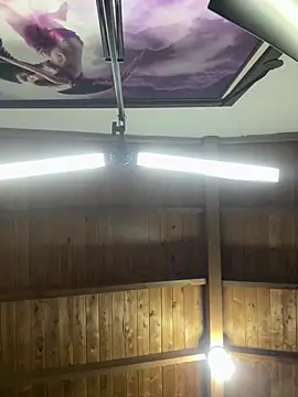 Snapshot of Rhaegal_hot chatting on February 24, 2025, 12:09 am Rhaegal hot online show from February 24, 2025, 12:09 am