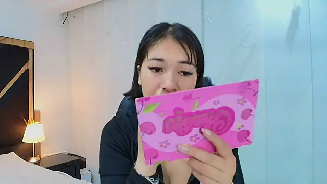 Snapshot of lina_bedoya_ chatting on January 15, 2026, 11:46 am lina bedoya online show from January 15, 2026, 11:46 am