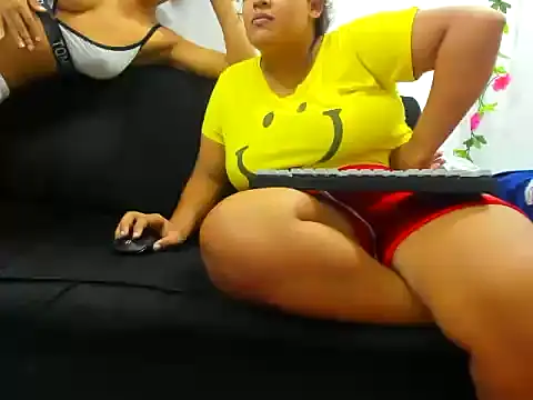 Snapshot of Kika_teem chatting on September 30, 2025, 2:39 am Kika teem online show from September 30, 2025, 2:39 am