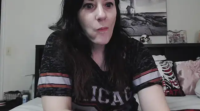 CrystalLakeXO online show from March 19, 2025, 4:25 am