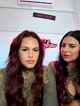 Snapshot of AileenInkOfficial chatting on November 1, 2025, 10:14 pm AileenInkOfficial online show from November 1, 2025, 10:14 pm