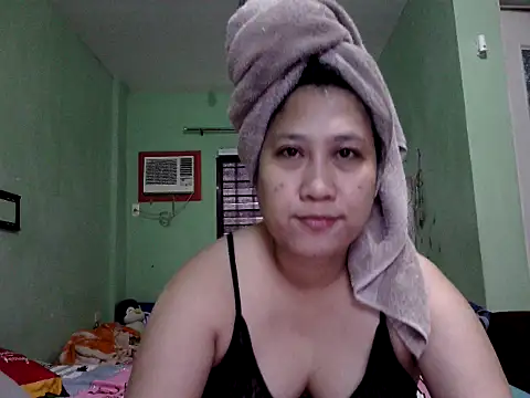 Snapshot of sweetsexysmile chatting on July 24, 2026, 1:34 am sweetsexysmile online show from July 24, 2026, 1:34 am