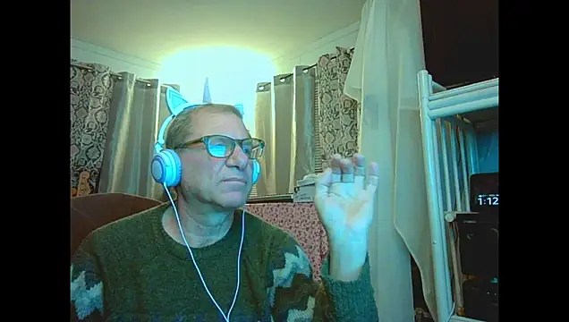Snapshot of coryassman chatting on March 25, 2026, 8:14 am coryassman online show from March 25, 2026, 8:14 am