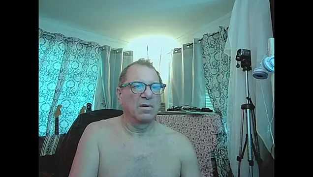 Snapshot of coryassman chatting on April 22, 2026, 7:42 pm coryassman online show from April 22, 2026, 7:42 pm