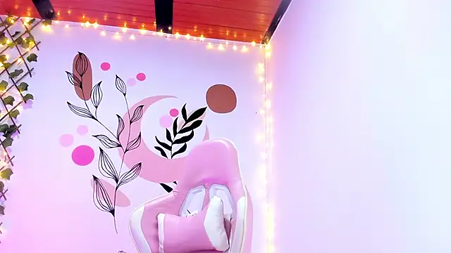 Snapshot of Alice_0120 chatting on March 6, 2025, 3:24 am Alice 0120 online show from March 6, 2025, 3:24 am