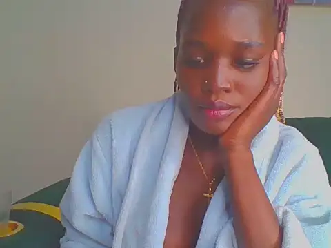 Snapshot of cutesmiling chatting on May 18, 2026, 4:23 pm cutesmiling online show from May 18, 2026, 4:23 pm