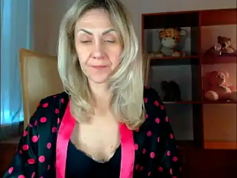 Snapshot of Tanya6547 chatting on March 14, 2025, 11:34 am Tanya6547 online show from March 14, 2025, 11:34 am