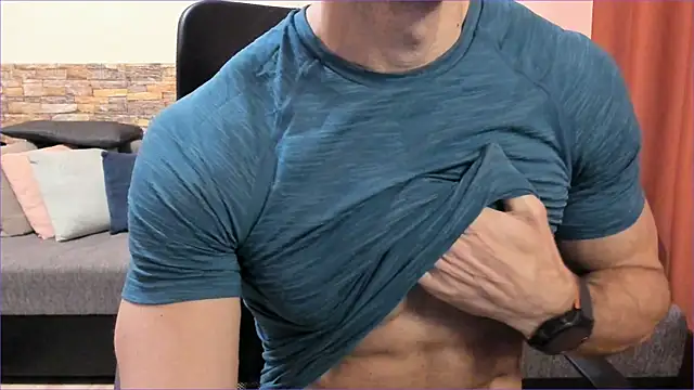 Snapshot of HotHunkTrainer chatting on November 19, 2025, 8:14 am HotHunkTrainer online show from November 19, 2025, 8:14 am