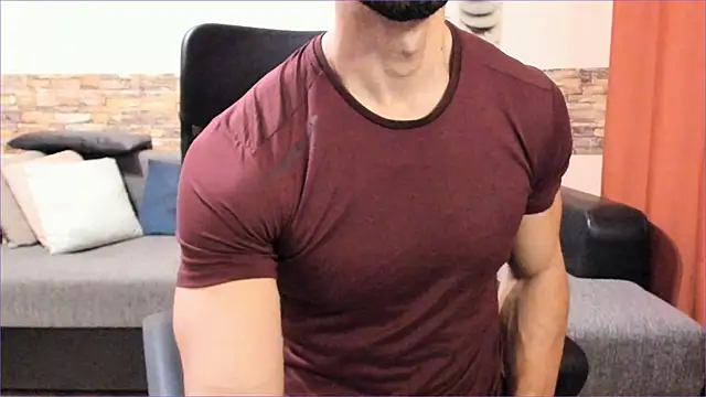 Snapshot of HotHunkTrainer chatting on November 22, 2025, 7:40 am HotHunkTrainer online show from November 22, 2025, 7:40 am